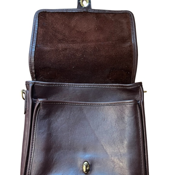 Coach Vintage Mahogany Station Bag# 5130 - Picture 4 of 11